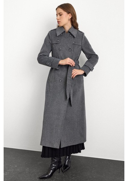 Pelerin Detaylı Kruvaze Uzun Boy Kaban Koyu Gri 3087 fırsatları