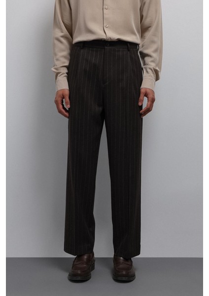 Kahve Relax Fit Çizgili Erkek Pantolon fırsatları