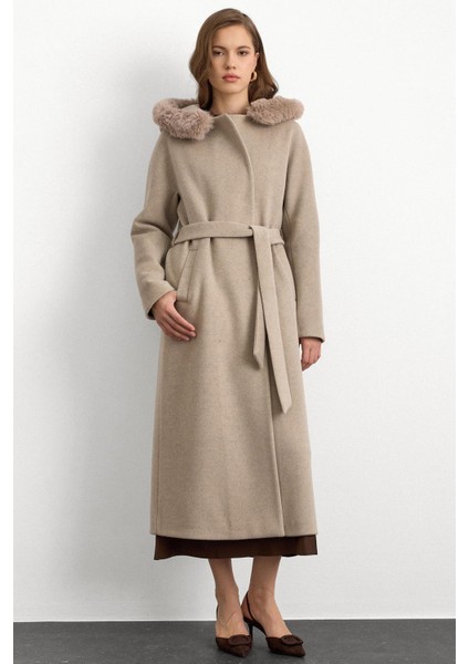 Kürklü Kapüşonlu Beli Bağlamalı Uzun Kaban Taş 3107 fırsatları