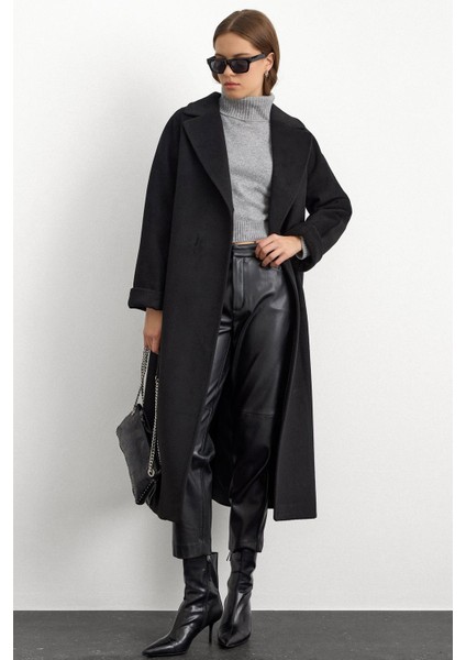 Punto Dikiş Detaylı Oversize Premium Kaban Siyah 3108