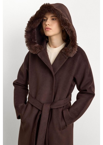Kürklü Kapüşonlu Beli Bağlamalı Uzun Kaban Kahve 3107 indirimleri