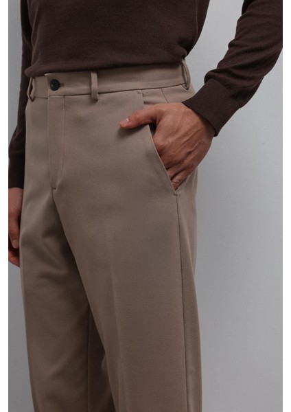 Bej Tapered Fit Erkek Pantolon fırsatları