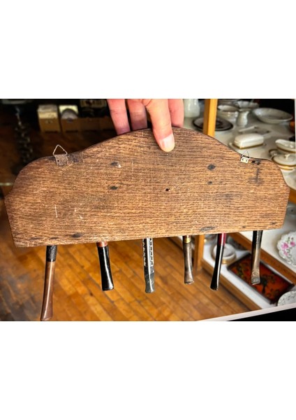 Ahşap ve Pirinçten Avrupa Pipoluk 35 cm 13 cm Ölçülerinde