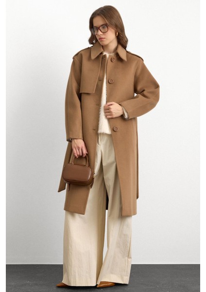 Gömlek Yaka Punto Dikiş Detaylı Premium Kaban K. Kamel 3125 modelleri