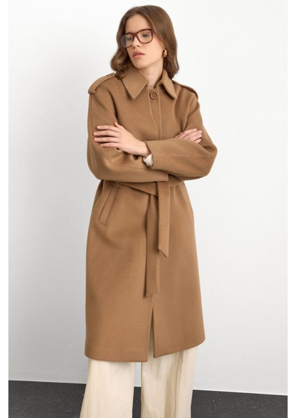 Gömlek Yaka Punto Dikiş Detaylı Premium Kaban K. Kamel 3125