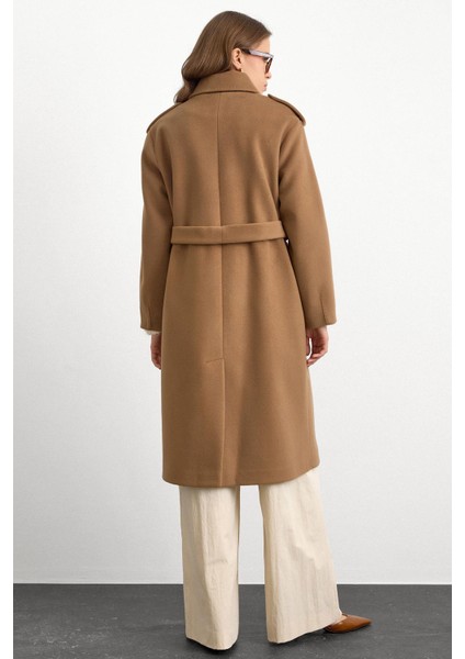 Gömlek Yaka Punto Dikiş Detaylı Premium Kaban K. Kamel 3125