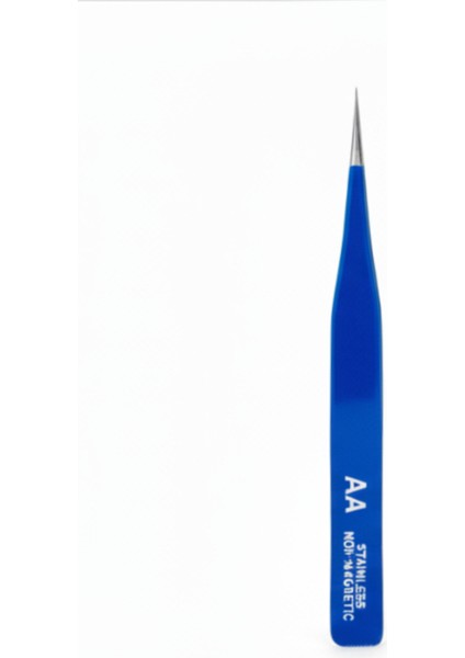 Mavi Çift: Lazer Işlemli Taş ve Kaynak Detaylı Zarif Takı Seti