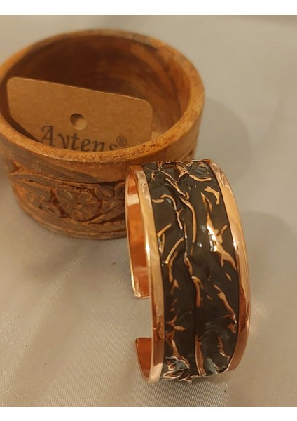 El Yapımı Buruşuk Desenli Bakır Bilezik - Üsküp Rüya Koleksiyonu