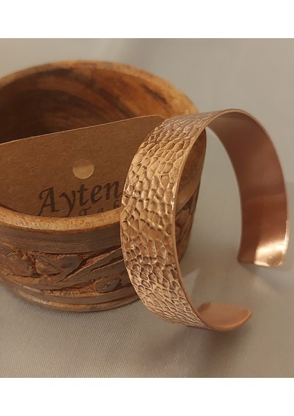 El Yapımı Saf Bakır Bileklik - Çekiç Desenli, Unisex, Şık ve Sağlıklı