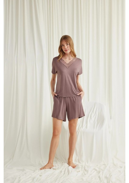 Monamise Kısa Kollu Dantelli V Yaka Şort Takımı