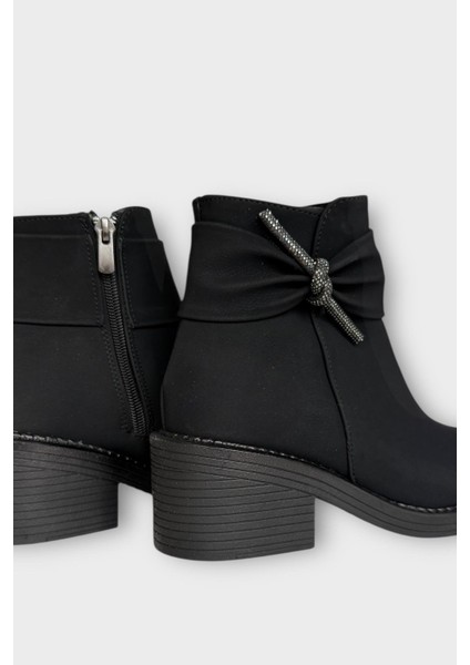 Taş Detaylı Kalın Topuklu Kadın Bot Siyah - Füme indirimleri