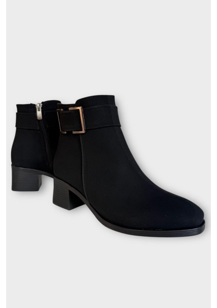 Toka Detaylı Kalın Topuk Sivri Burun Kadın Bot Siyah - Siyah fiyatları