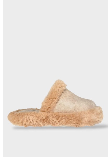 Peluş Detaylı Kadın Ev Terliği Bej