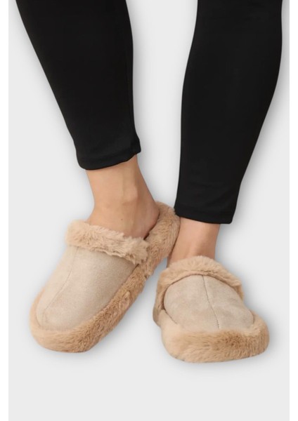 Peluş Detaylı Kadın Ev Terliği Bej fiyatları