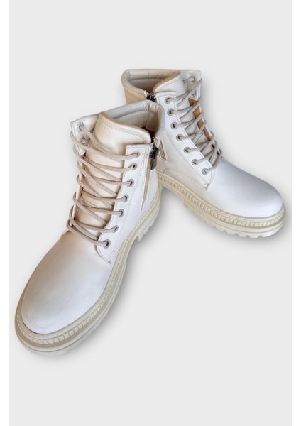 Kalın Taban Bağcıklı Fermuarlı Kadın Bot Krem fırsatları