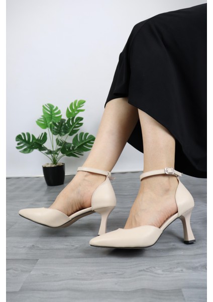 Kadın Karnıyarık Kare Agız Topuklu Ayakkabı fırsatları