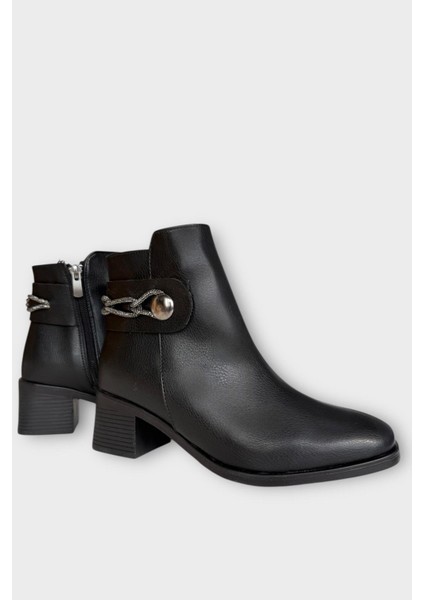 Kadın Taş Zincir Detaylı Topuklu Kadın Bot Siyah - Gümüş fiyatları
