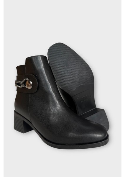 Kadın Taş Zincir Detaylı Topuklu Kadın Bot Siyah - Gümüş