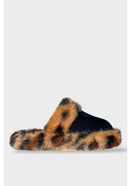 Peluş Detaylı Kadın Ev Terliği Siyah