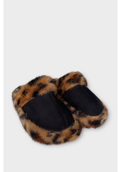 Peluş Detaylı Kadın Ev Terliği Siyah modelleri