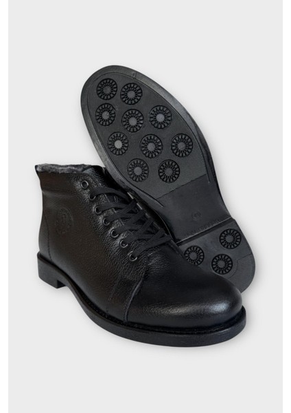 Erkek Hakiki Deri Içi Kürklü Kaydırmaz Kauçuk Taban Fermuarlı Bot Siyah