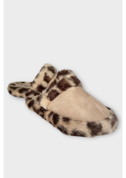 Peluş Detaylı Kadın Ev Terliği Füme modelleri