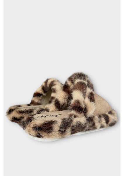 Peluş Detaylı Kadın Ev Terliği Füme