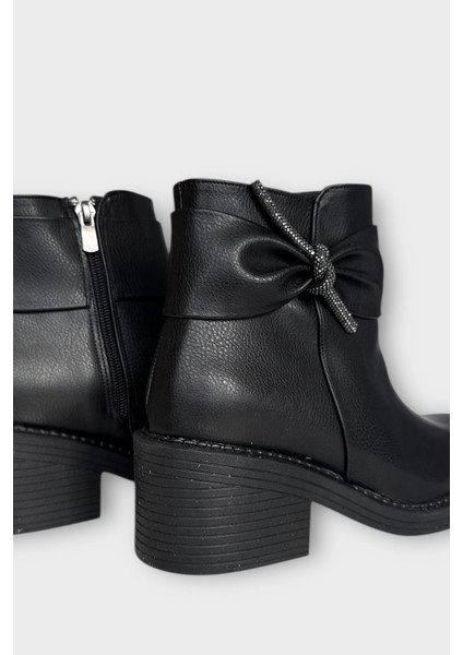 Taş Detaylı Kalın Topuklu Kadın Bot Siyah - Gümüş indirimleri