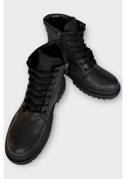 Kalın Taban Bağcıklı Fermuarlı Kadın Bot Siyah indirimleri