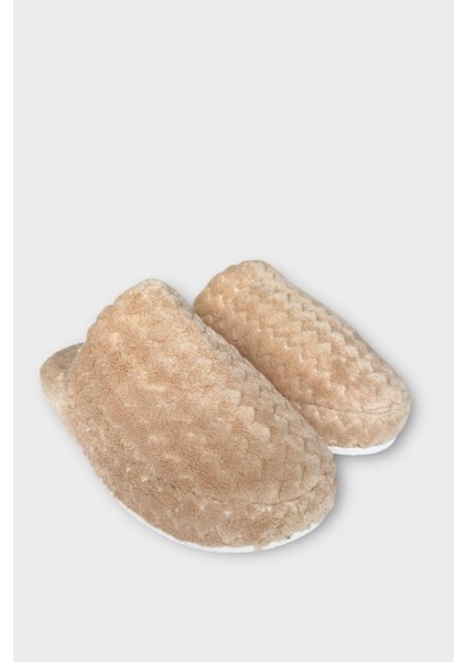 Kadın Zikzak Desen Içi Kürklü Kaymaz Taban Ev Terliği Bej modelleri