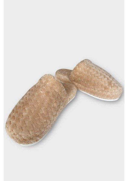 Kadın Zikzak Desen Içi Kürklü Kaymaz Taban Ev Terliği Bej fırsatları