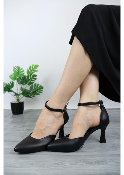 Kadın Karnıyarık Kare Agız Topuklu Ayakkabı fiyatları