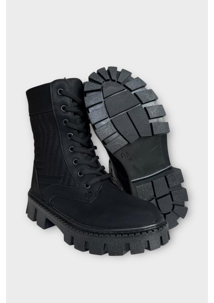 Kışlık Bağcıklı Fermurlı Uzun Kadın Bot Siyah