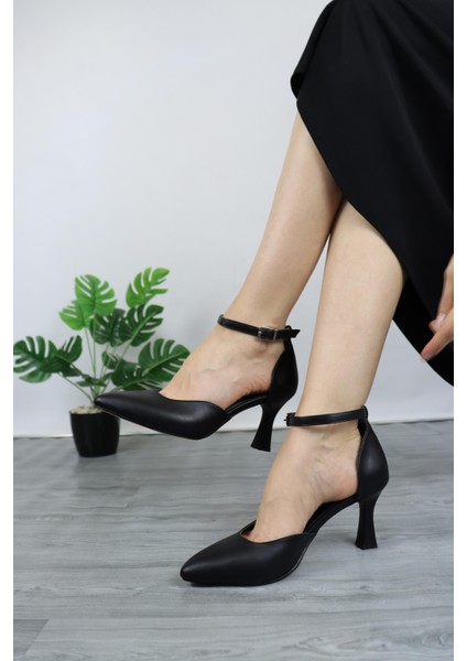 Kadın Karnıyarık Kare Agız Topuklu Ayakkabı fırsatları