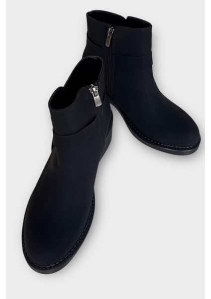 Kadın Toka Detaylı Fermuarlı Kalın Topuk Bot SİYAH - FÜME fırsatları