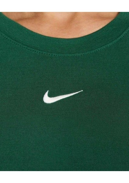 Sportswear Essential Slim-Fit Cropped Short-Sleeve Yeşil Kadın T-Shirt fırsatları