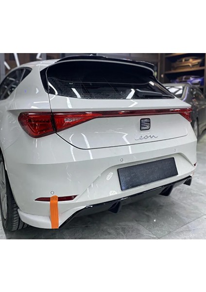 Seat Leon Mk4 Arka Ek Difüzör Siyah Plastik 2020 ve Üzeri Arka-Difizör-Bodykit-Ek-Karlık modelleri