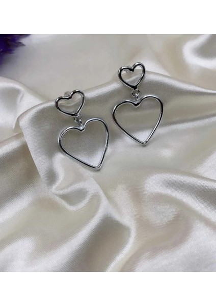 Kalp Figürlü Gold Küpe