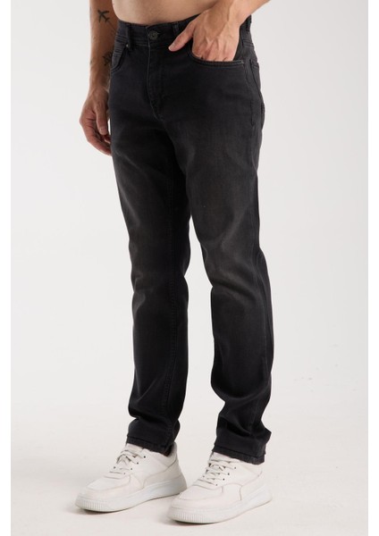 Erkek Slim Fit/normal Kesim Jean Pantolon - Esnek (%2 Elastan) ve Pamuklu (%98)