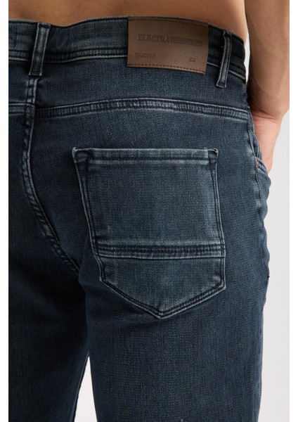 Erkek Slim Fit/normal Kesim Jean Pantolon - Esnek (%2 Elastan) ve Pamuklu (%98) fiyatları