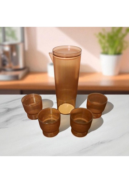 Plastik Bardaklı Sürahi