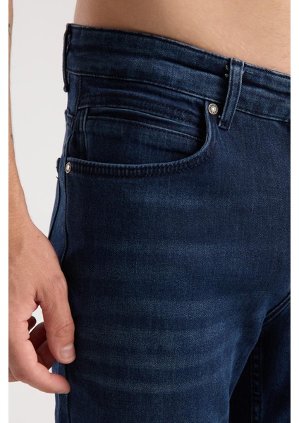 Erkek Slim Fit/normal Kesim Jean Pantolon - Esnek (%2 Elastan) ve Pamuklu (%98)