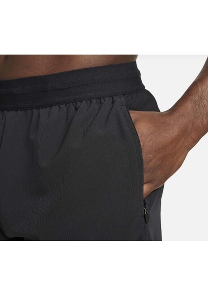 Dri-Fit Flex Rep 4.0 5ın Ul Siyah Erkek Şort indirimleri