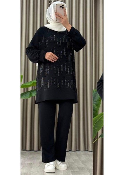 Taş Işlemeli Ikili Takım