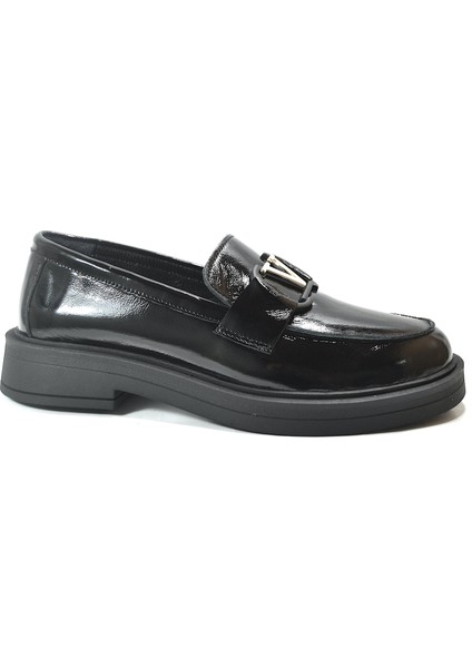 25.145 Hakiki Deri Rugan Siyah Anatomik Kadın Loafer Ayakkabı