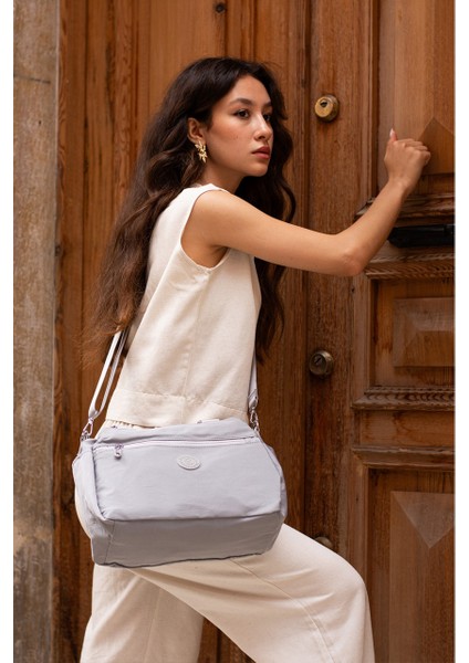 Kadın 5 Gözlü Suya Dayanıklı Paraşüt Kumaş Ayar Çapraz Askılı El ve Omuz Çantası 4016 fırsatları