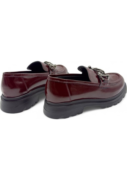 Aurenza Zincir Toka Detaylı Bordo Rugan Hakiki Deri Maskülen Kadın Loafer fırsatları
