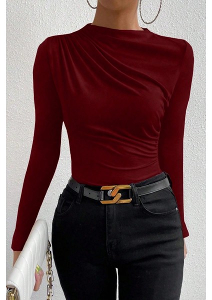 - Kadın Bordo Belden ve Boyundan Büzgü Detaylı Uzun Kollu Bluz modelleri