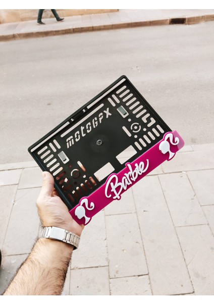 Motor Plakalık Barbie Takmatik Pleksi 3D Kabartma Kişiye Özel Lazer Kesim