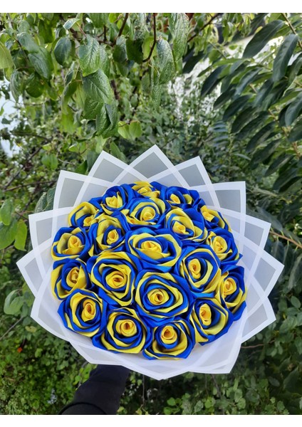 20 Li Fenerbahçe Solmayan Gül Buketi LED Işıklı